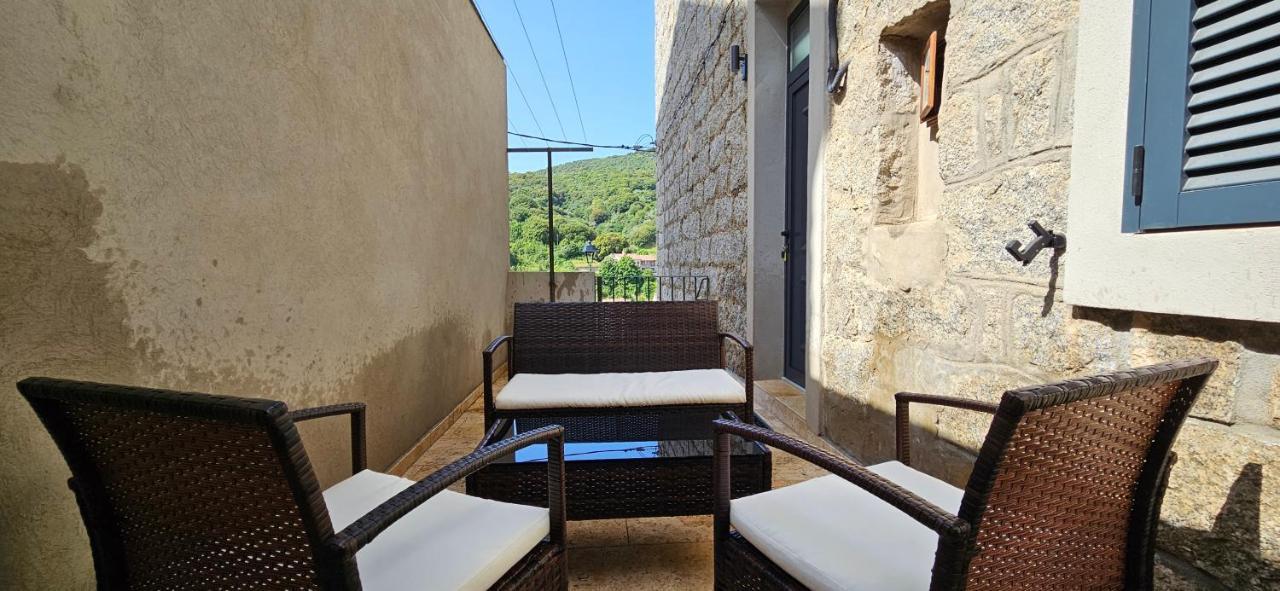 Bel & Ancien Appartement T3 Renove Dans Sartene Luaran gambar